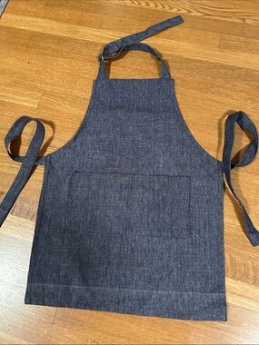 Child’s Apron